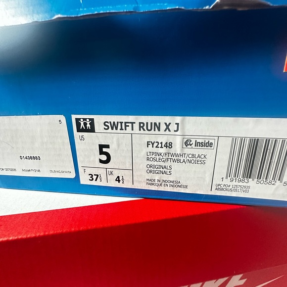ADIDAS SWIFT RUN SZ 5 - Picture 5 of 5